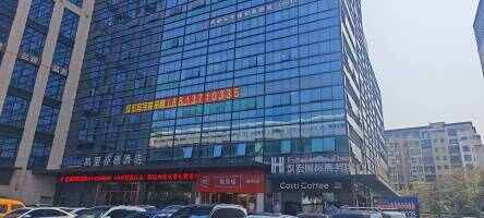 唐盛国际停车场