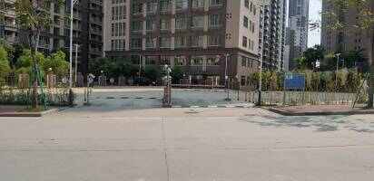搏越恒大停车场