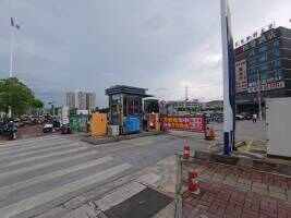 北湖北路地铁站维也纳