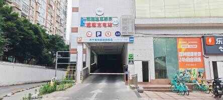 苏宁易购双桥子停车楼