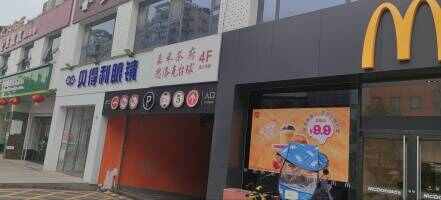 簇桥森活里停车场