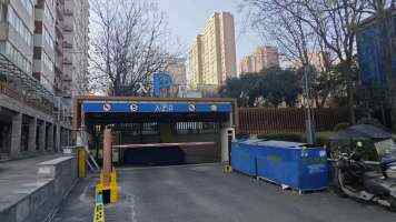 团结南路停车场