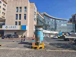 蓝海现代城停车场