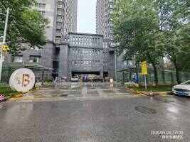 西安拿铁城停车场