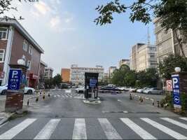 MC云商产业园停车场