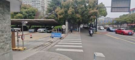 杭芝机电停车场