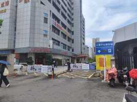 福州市工展中心地面停车场