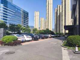 中铁福船大厦停车场
